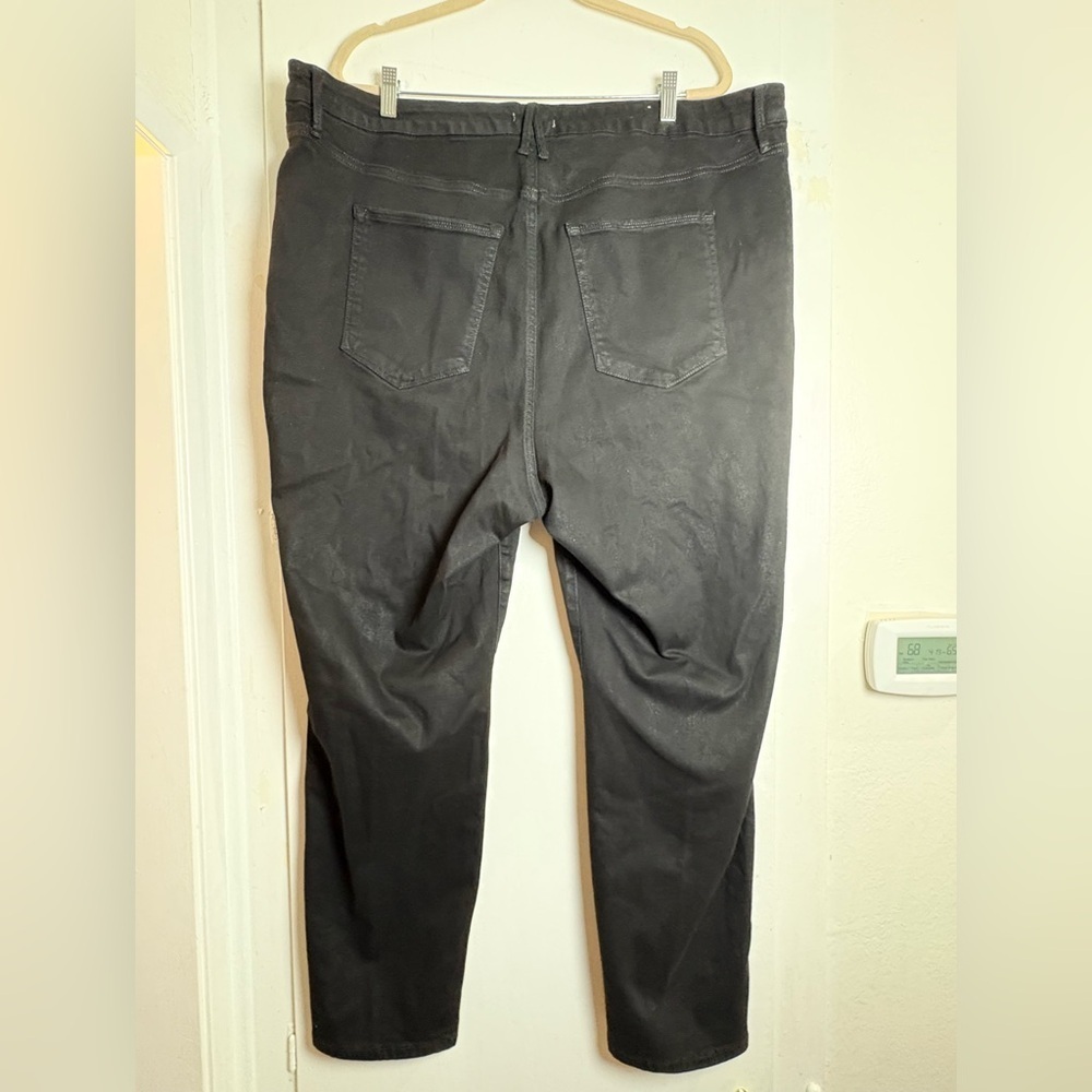 Good American Women’s Black Highrise Jeans Size 26, 28.5”Inseam - Picture 2 of 13
